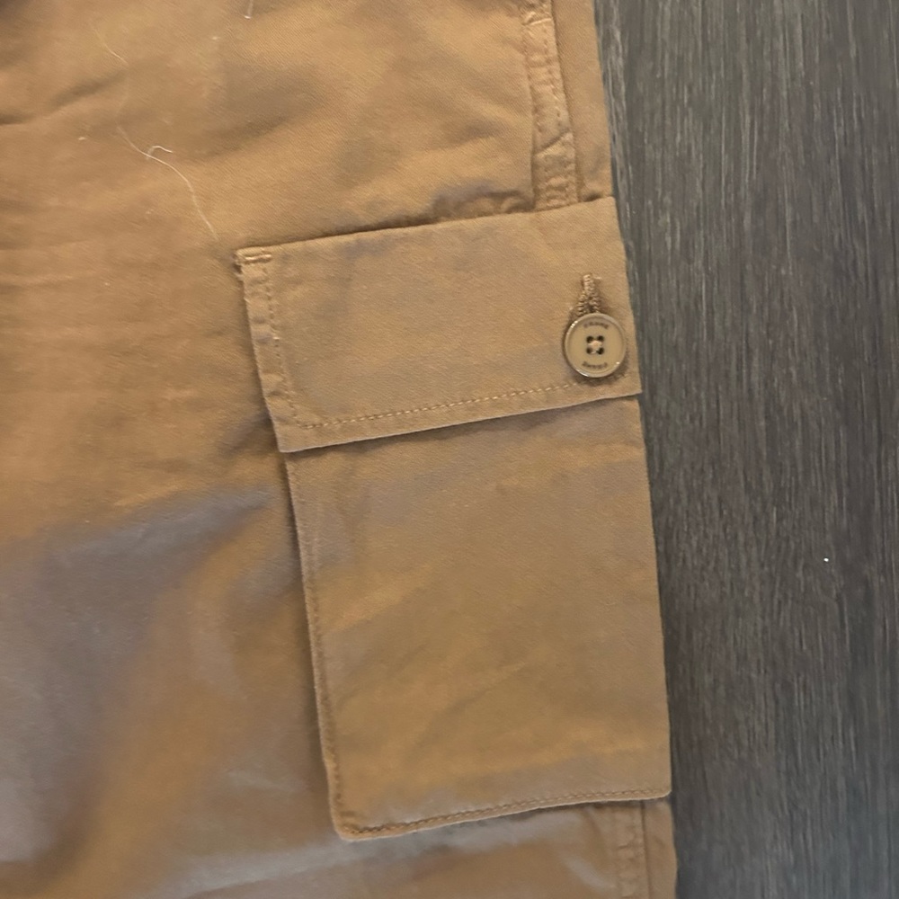 Frame Denim Women's Cropped Cargo Jeans in Brown - Picture 5 of 7